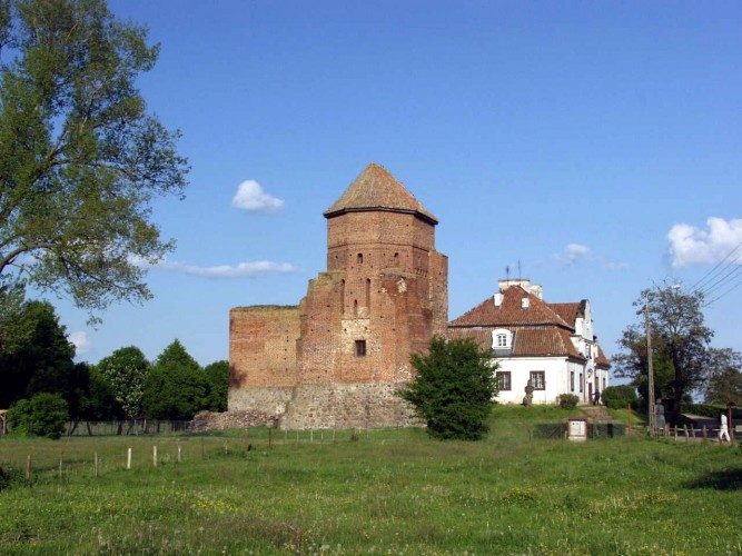 Zamek w Liwie (galeria: 1)